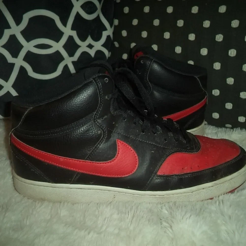 BLACK-RED NIKE SNEAKERS COURT VISION MID CASUAL SHOES DM868-001~MENS SIZE 11.5 - Picture 2 of 7